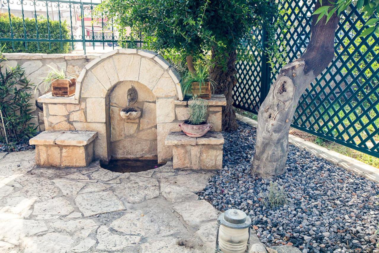 Ferienhaus Traditional Asimakis Anifion
